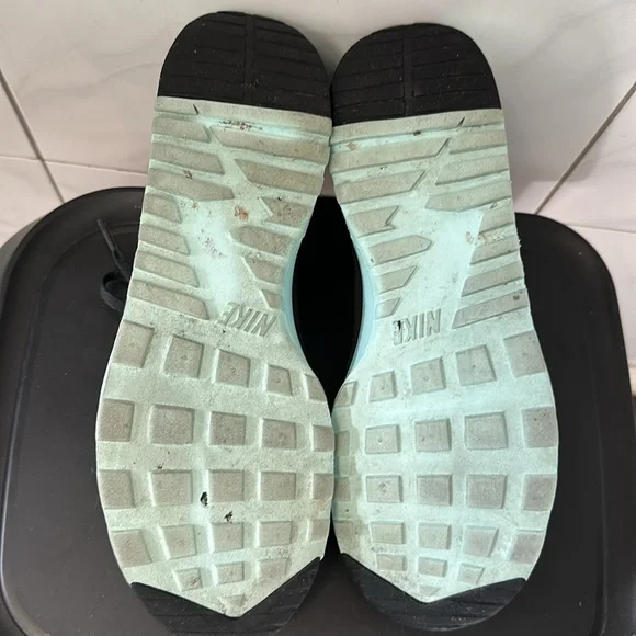 Nike Air Max Thea - Picture 6 of 11